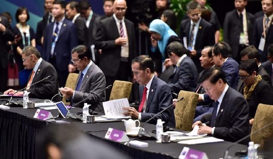 Bahas Kerja Sama Ekonomi ASEAN, Jokowi: Kita Ada di Point of No Return